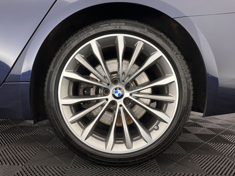 BMW 5 Serie Touring 530d High Executive Luxury-Line Aut. *PANO | BOWERS-WILKINS | LEATHER | FULL-LED | ADAPTIVE-CRUISE | BLINDSPOT | MEMORY-PACK | TOPVIEW | HEAD-UP | HEATED-COMFORTSEATS | DIGI-COCKPIT | NAVI-FULLMAP | TOWBAR | 19''ALU*