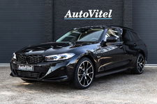 BMW 3 Serie - Touring 330e | Head-Up | Trekhaak | Sportleder | Camera | Comfort Acces | Memory