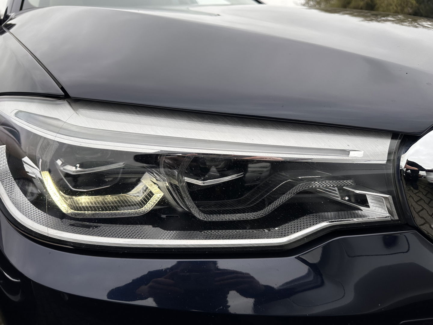 BMW 5 Serie Touring 530d High Executive Luxury-Line Aut. *PANO | BOWERS-WILKINS | LEATHER | FULL-LED | ADAPTIVE-CRUISE | BLINDSPOT | MEMORY-PACK | TOPVIEW | HEAD-UP | HEATED-COMFORTSEATS | DIGI-COCKPIT | NAVI-FULLMAP | TOWBAR | 19''ALU*