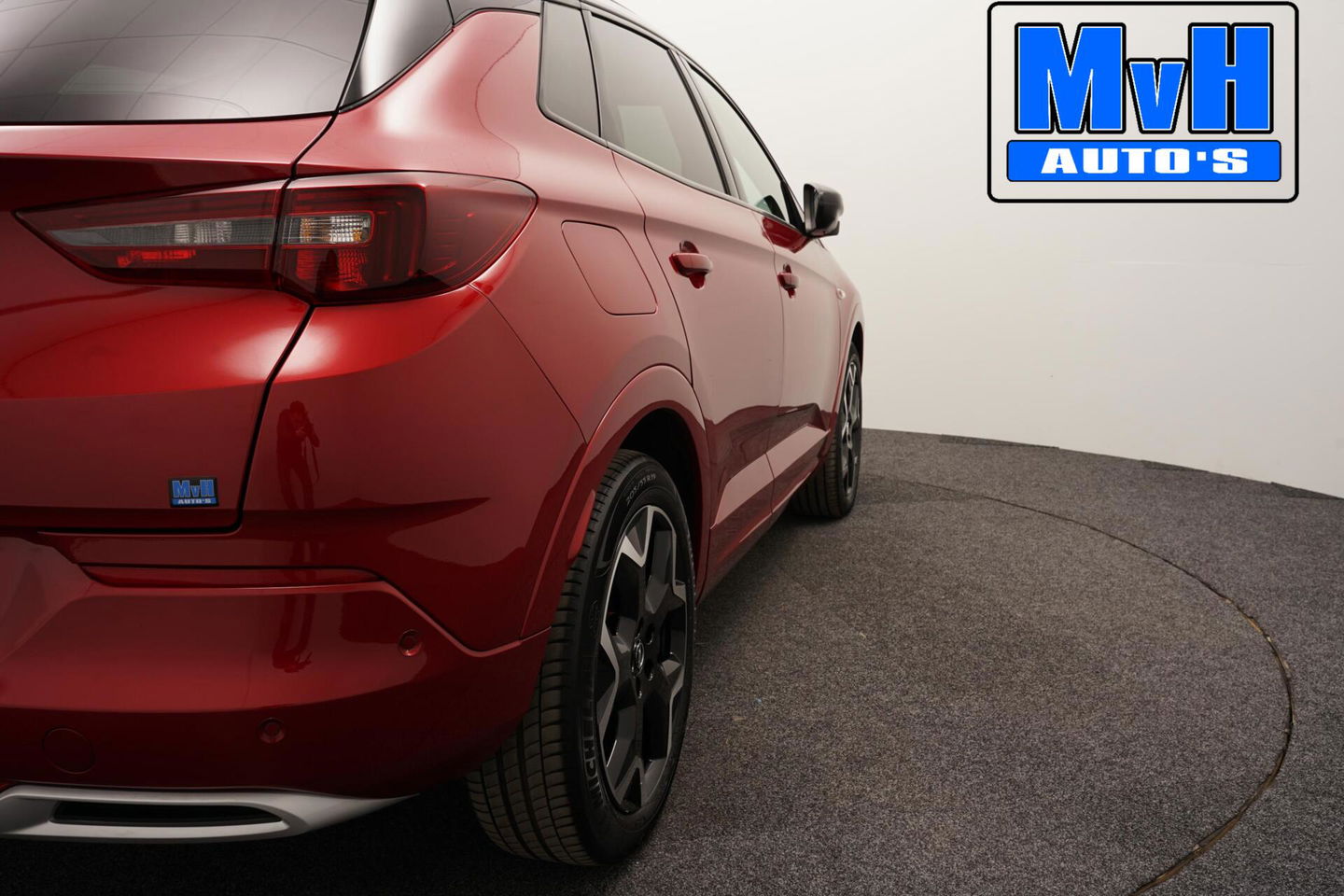 Opel Grandland 1.6 Turbo Plug-In Hybrid 4x4 Ultimate|300PK|BOMVOL!