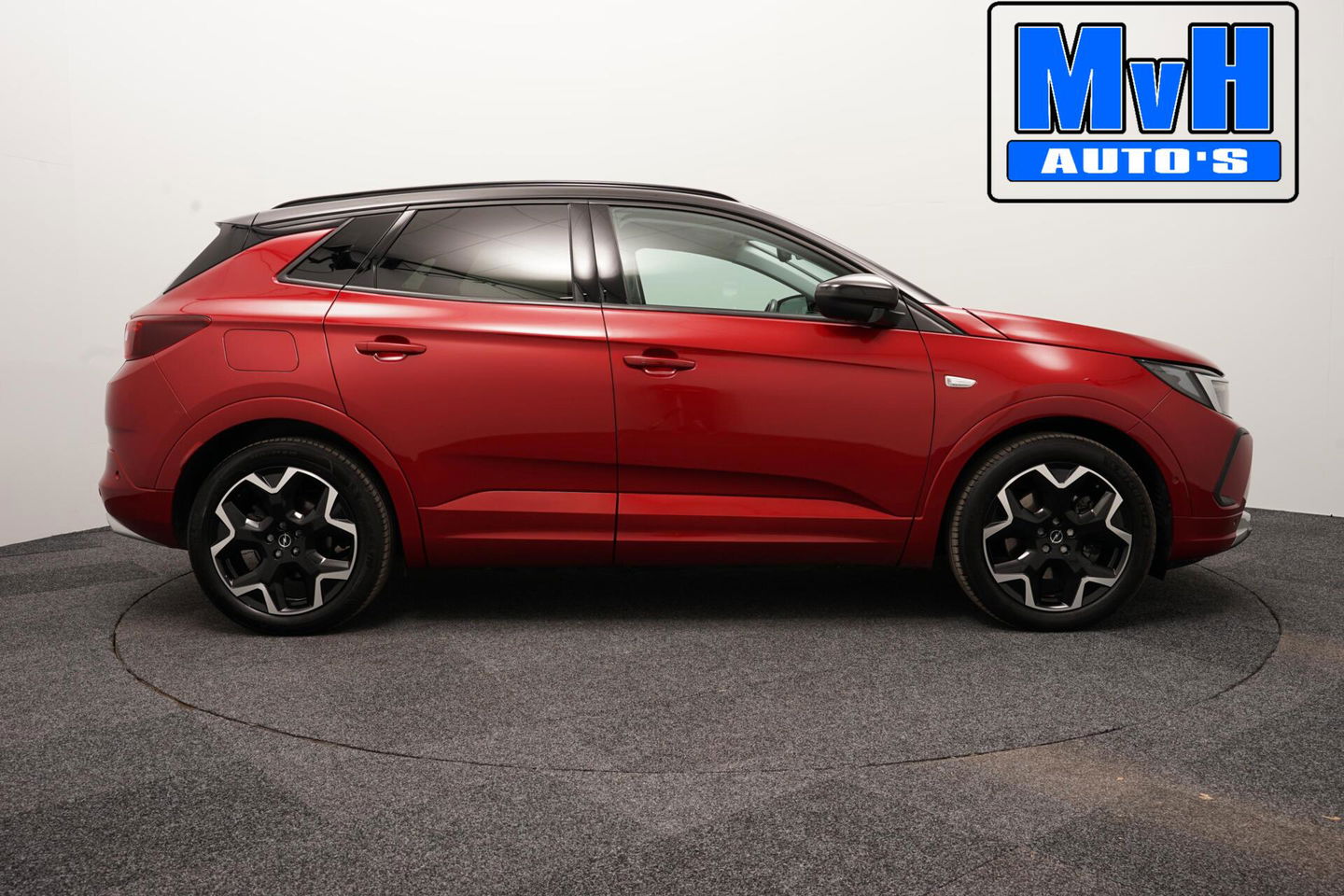 Opel Grandland 1.6 Turbo Plug-In Hybrid 4x4 Ultimate|300PK|BOMVOL!