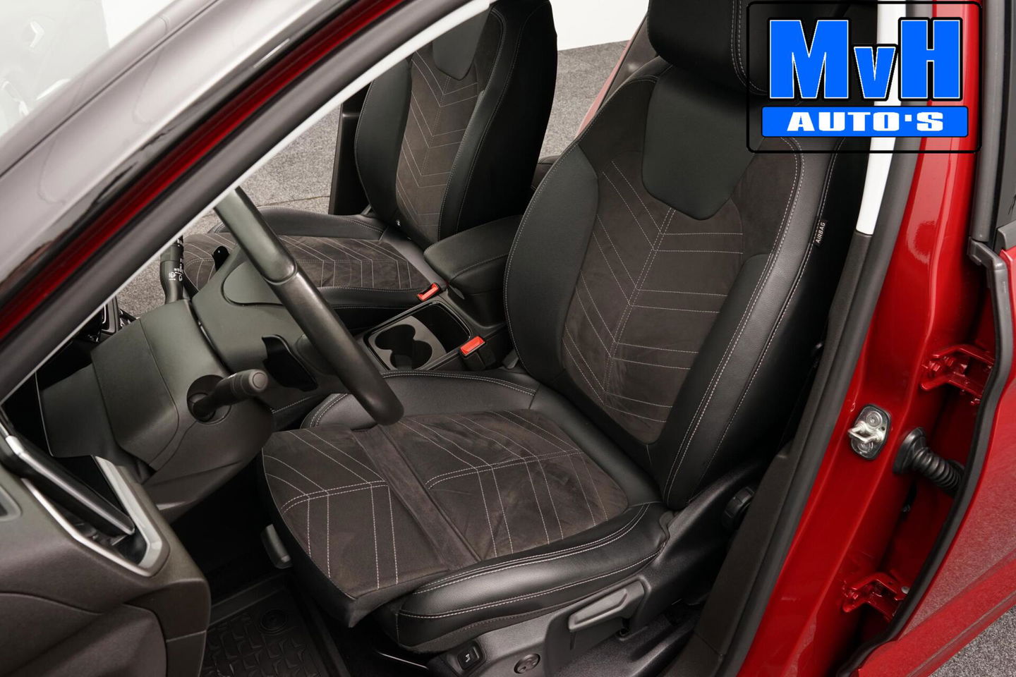 Opel Grandland 1.6 Turbo Plug-In Hybrid 4x4 Ultimate|300PK|BOMVOL!