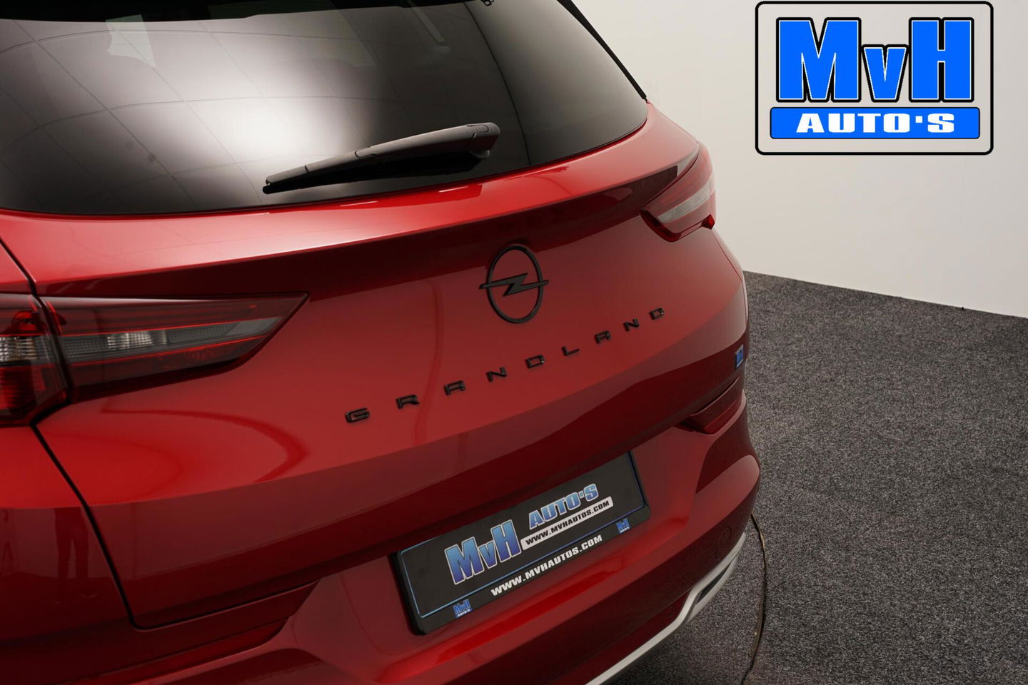 Opel Grandland 1.6 Turbo Plug-In Hybrid 4x4 Ultimate|300PK|BOMVOL!