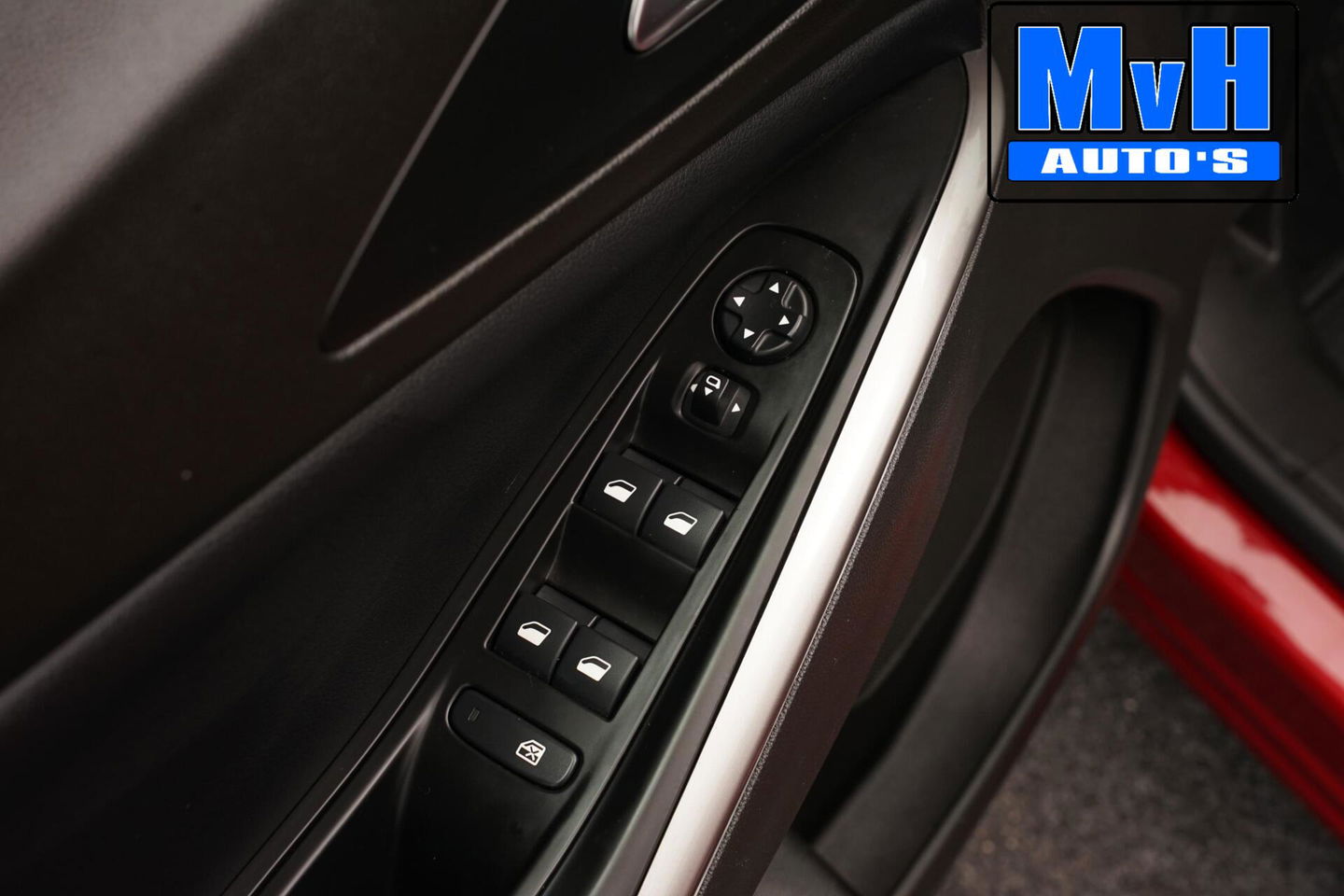 Opel Grandland 1.6 Turbo Plug-In Hybrid 4x4 Ultimate|300PK|BOMVOL!