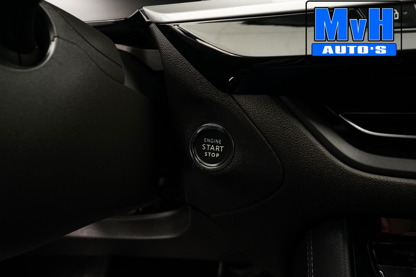 Opel Grandland 1.6 Turbo Plug-In Hybrid 4x4 Ultimate|300PK|BOMVOL!