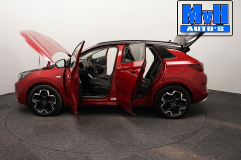 Opel Grandland 1.6 Turbo Plug-In Hybrid 4x4 Ultimate|300PK|BOMVOL!