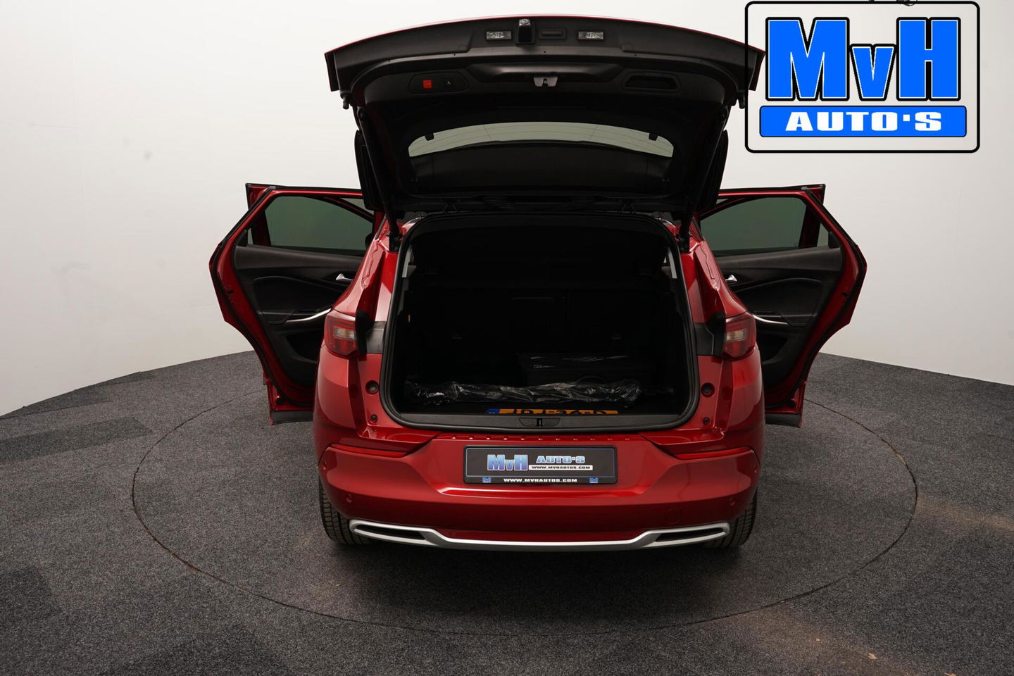 Opel Grandland 1.6 Turbo Plug-In Hybrid 4x4 Ultimate|300PK|BOMVOL!