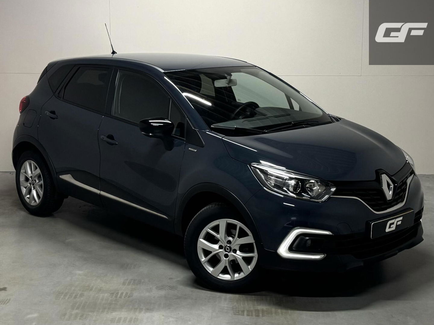 Renault Captur 0.9 TCe Limited Airco Cruise Navi PDC NAP