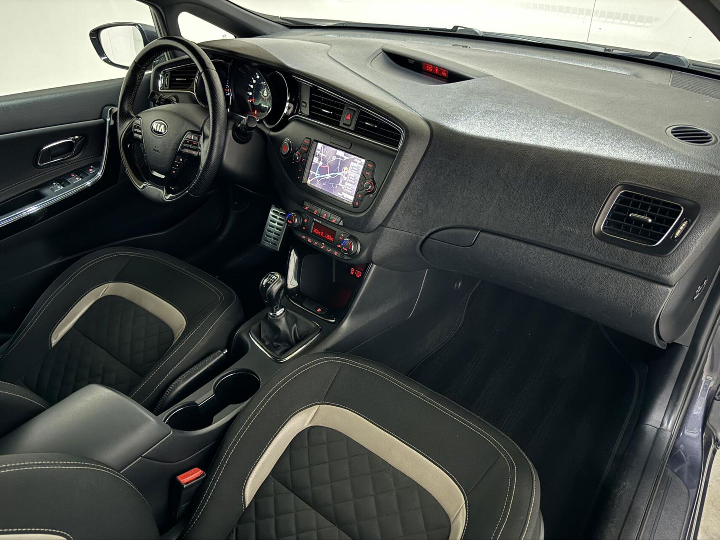 Kia cee'd Sportswagon 1.0 T-GDi GT-Line Clima Camera Stoel/Stuurverw. NAP