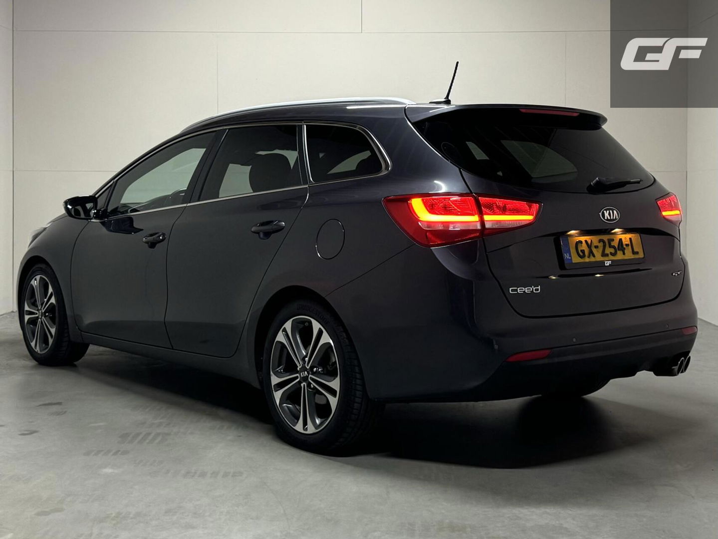 Kia cee'd Sportswagon 1.0 T-GDi GT-Line Clima Camera Stoel/Stuurverw. NAP