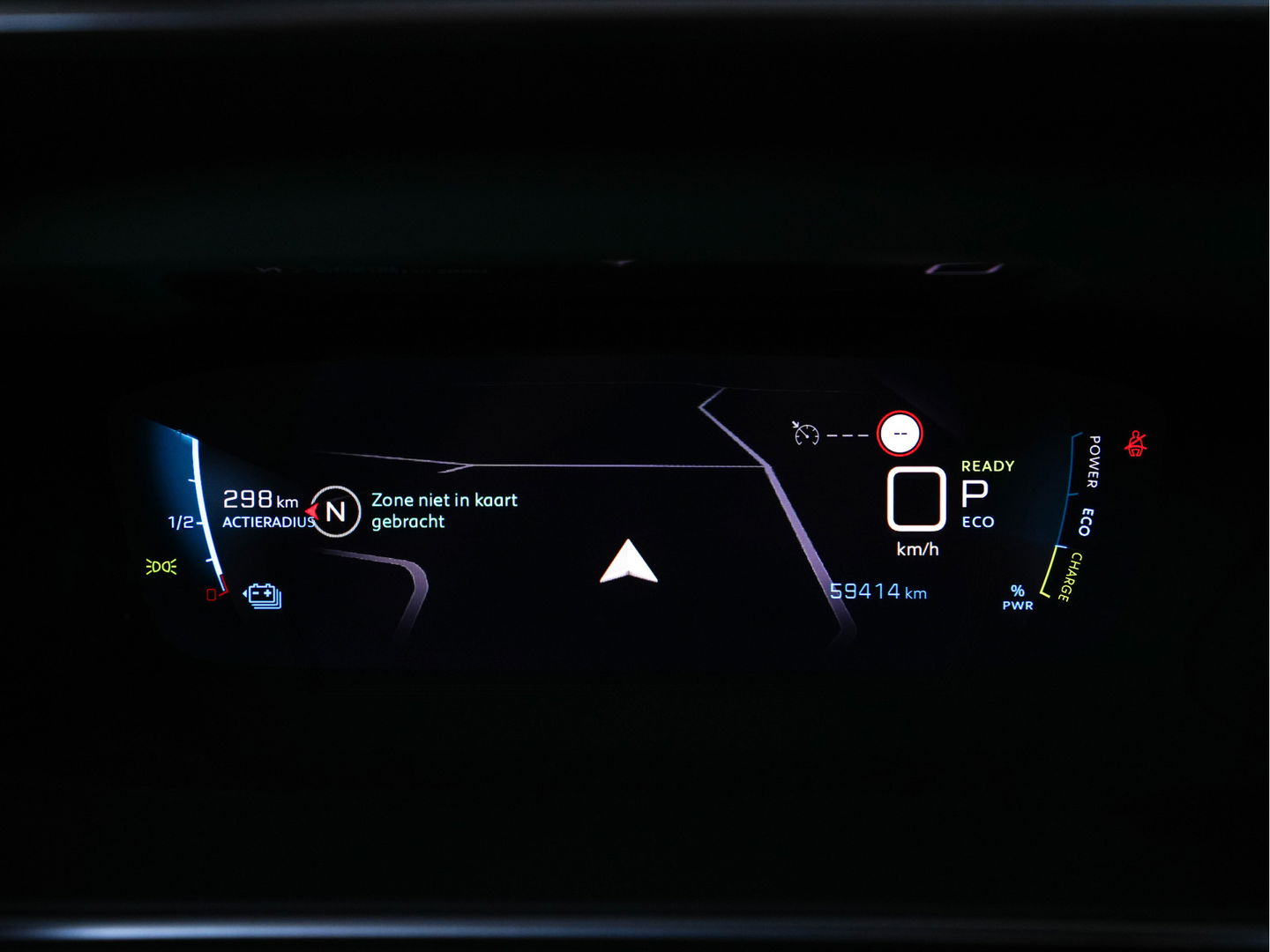 Peugeot e-2008 EV GT 50 kWh {SOH-91%} Aut. *DIGI-COCKPIT | FULL-LED | BLIS | KEYLESS | LEATHER-FABRIC | CAMERA | CARPLAY | CCS-FASTLOADER | DAB+ | NAVI-FULLMAP | ECC | PDC | SPORT-SEATS | AMBIENT-LIGHT | PRIVACY-GLASS | 17''ALU*