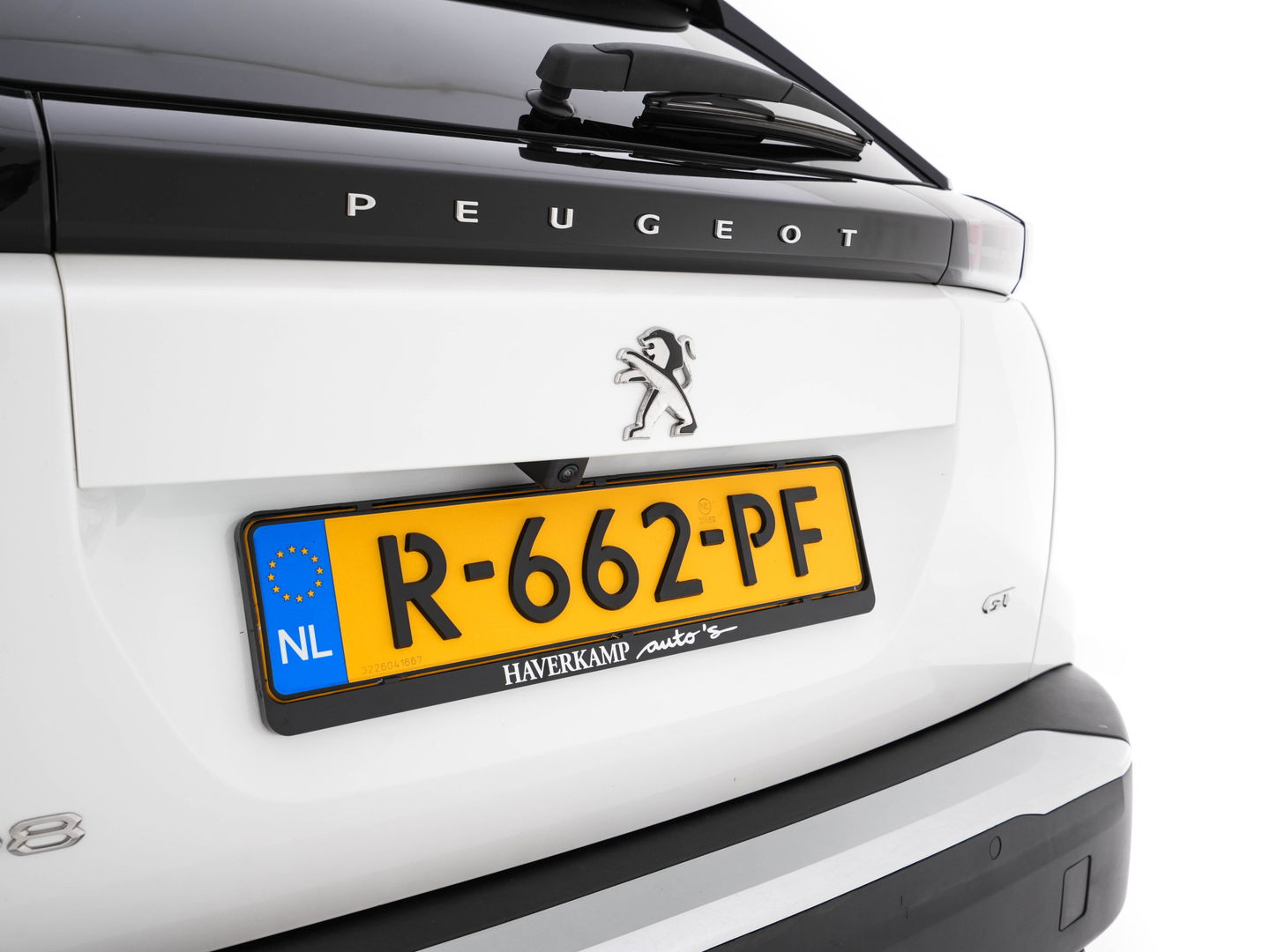 Peugeot e-2008 EV GT 50 kWh {SOH-91%} Aut. *DIGI-COCKPIT | FULL-LED | BLIS | KEYLESS | LEATHER-FABRIC | CAMERA | CARPLAY | CCS-FASTLOADER | DAB+ | NAVI-FULLMAP | ECC | PDC | SPORT-SEATS | AMBIENT-LIGHT | PRIVACY-GLASS | 17''ALU*