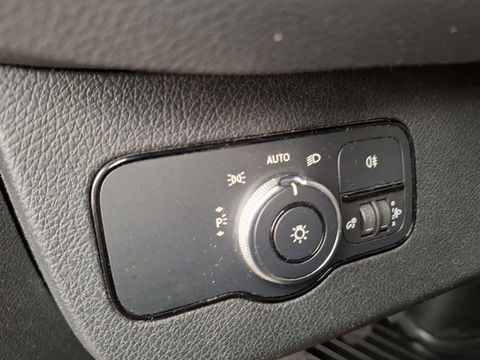 Mercedes-Benz Sprinter 311 2.2 CDI L2H1 / AIRCO / CAMERA / 3 ZITS / DEALER ONDERHOUDEN / NAVI