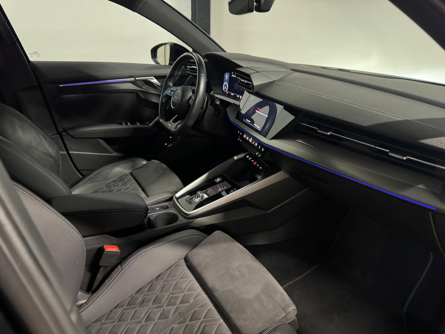 Audi A3 Sportback 45 TFSI e S edition Competition PANO VOL'