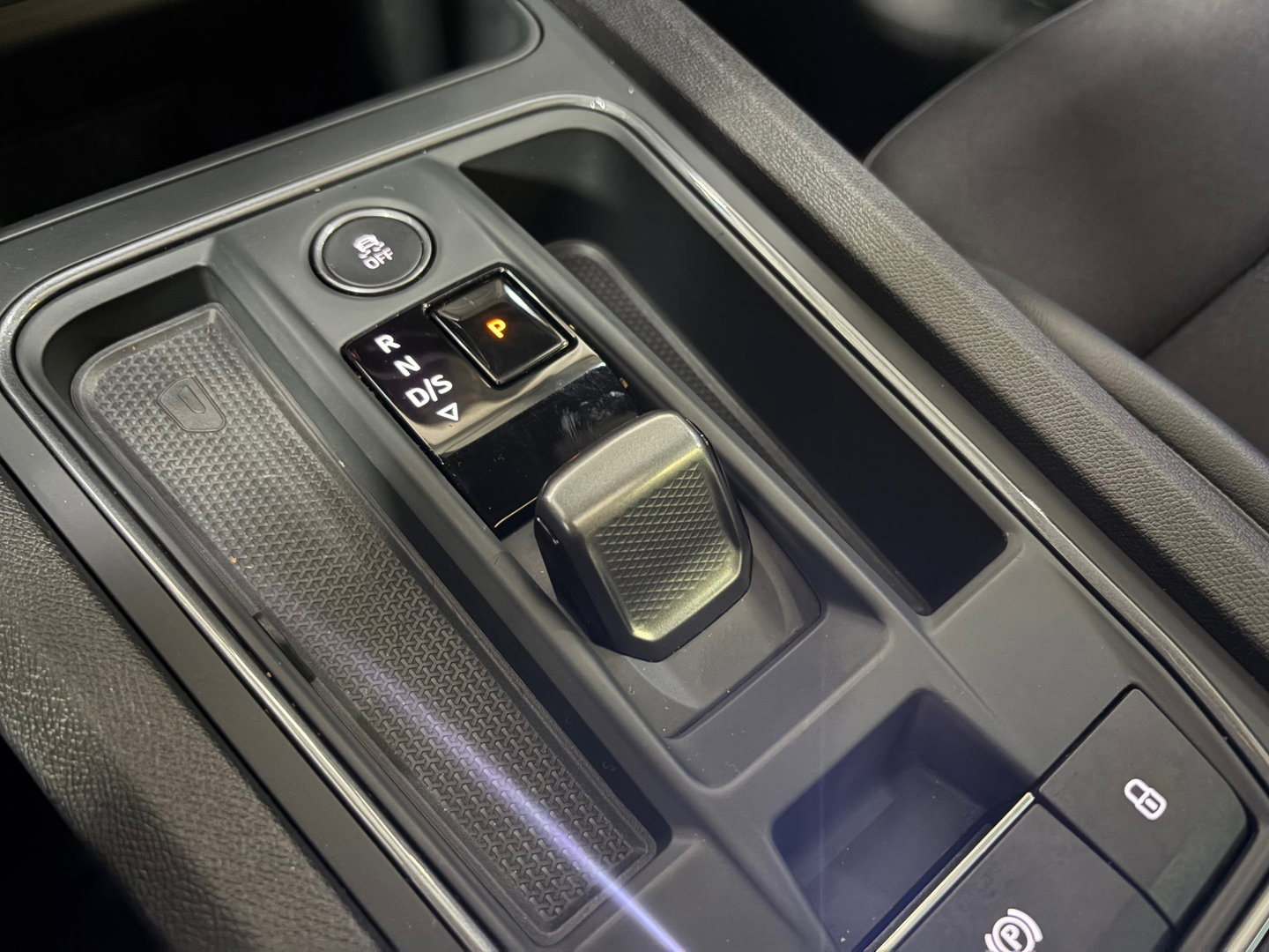 CUPRA Leon 2.0 TSI VZ 300 PK Pano*Keyless*Sfeer