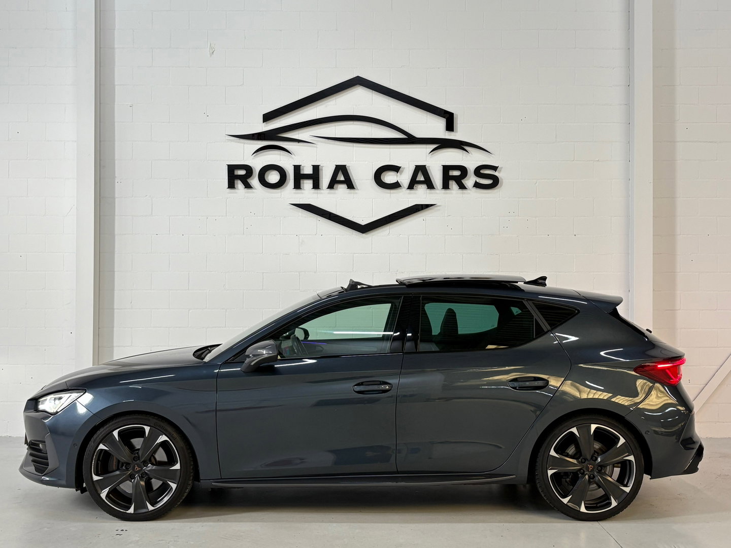 CUPRA Leon 2.0 TSI VZ 300 PK Pano*Keyless*Sfeer