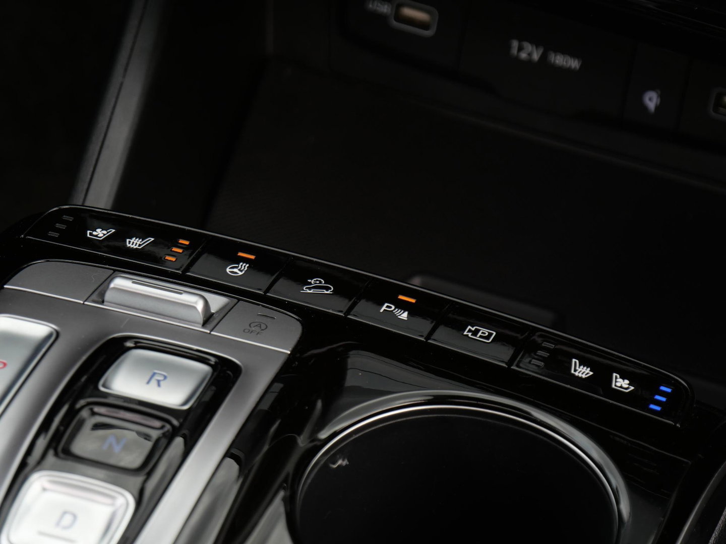 Hyundai Tucson HYBRID PREMIUM/ 360°CAMERA/ TREKHAAK/ ELEKT. KLEP/ ELEKT. STOELEN