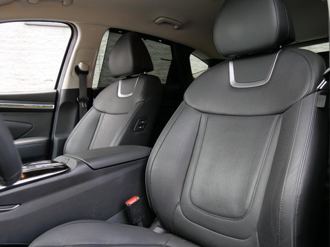 Hyundai Tucson HYBRID PREMIUM/ 360°CAMERA/ TREKHAAK/ ELEKT. KLEP/ ELEKT. STOELEN