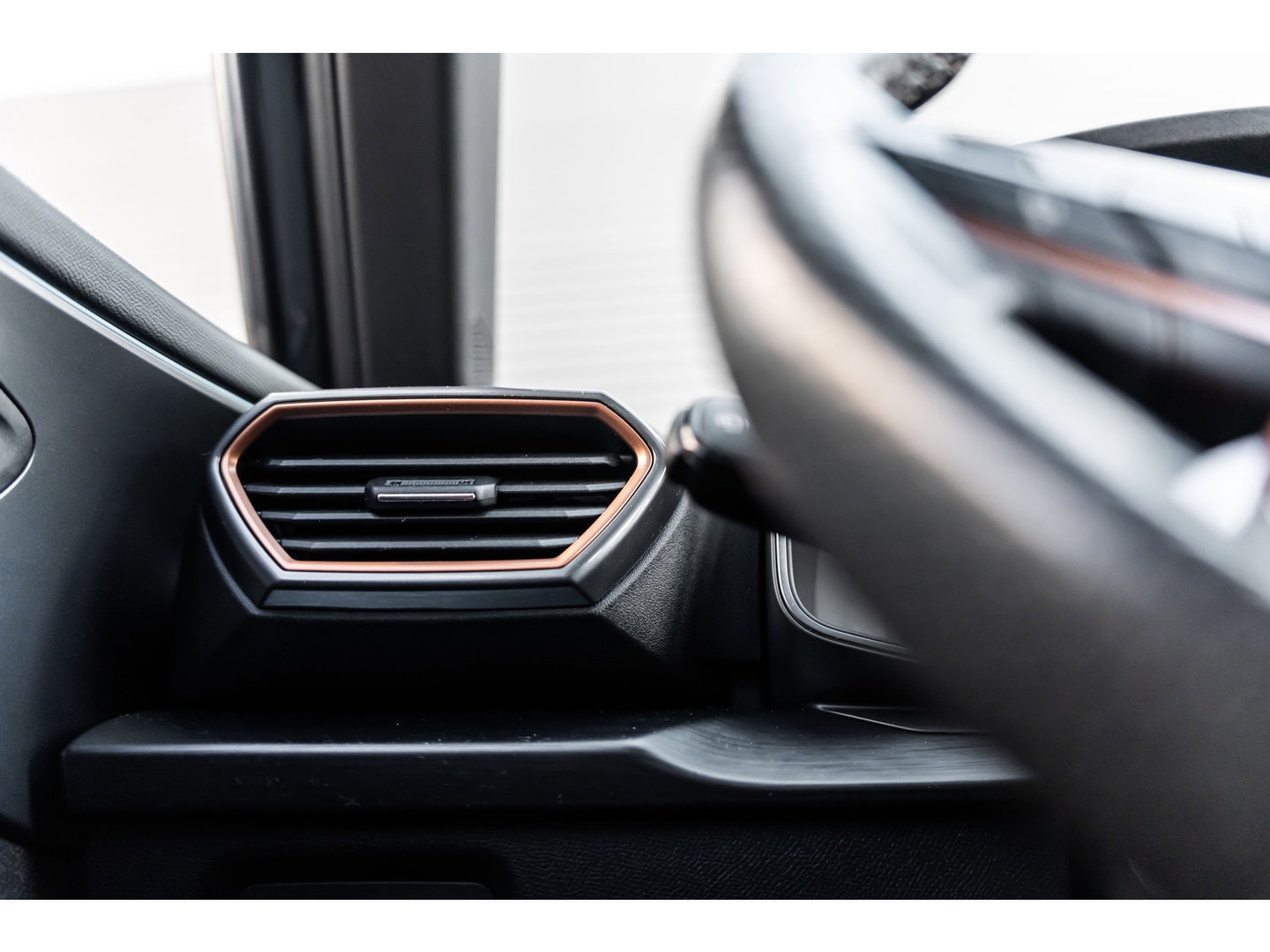 CUPRA Formentor 2.0 TSI VZ 4DRIVE KEYLESS CAMERA BEATS 20"