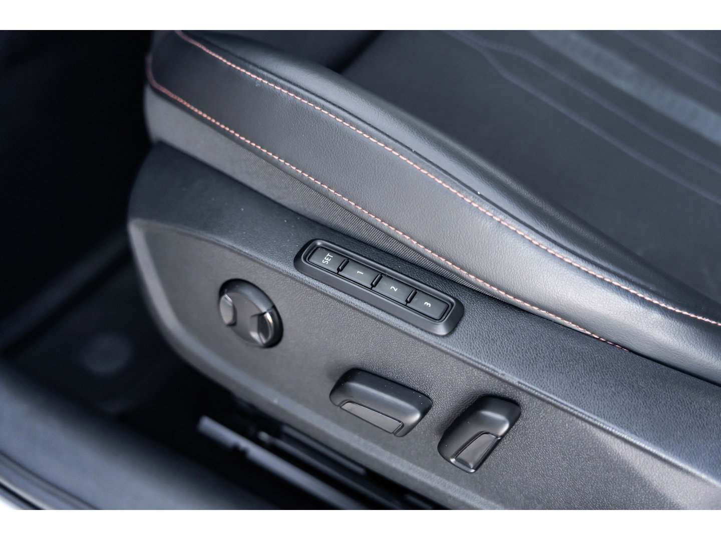 CUPRA Formentor 2.0 TSI VZ 4DRIVE KEYLESS CAMERA BEATS 20"