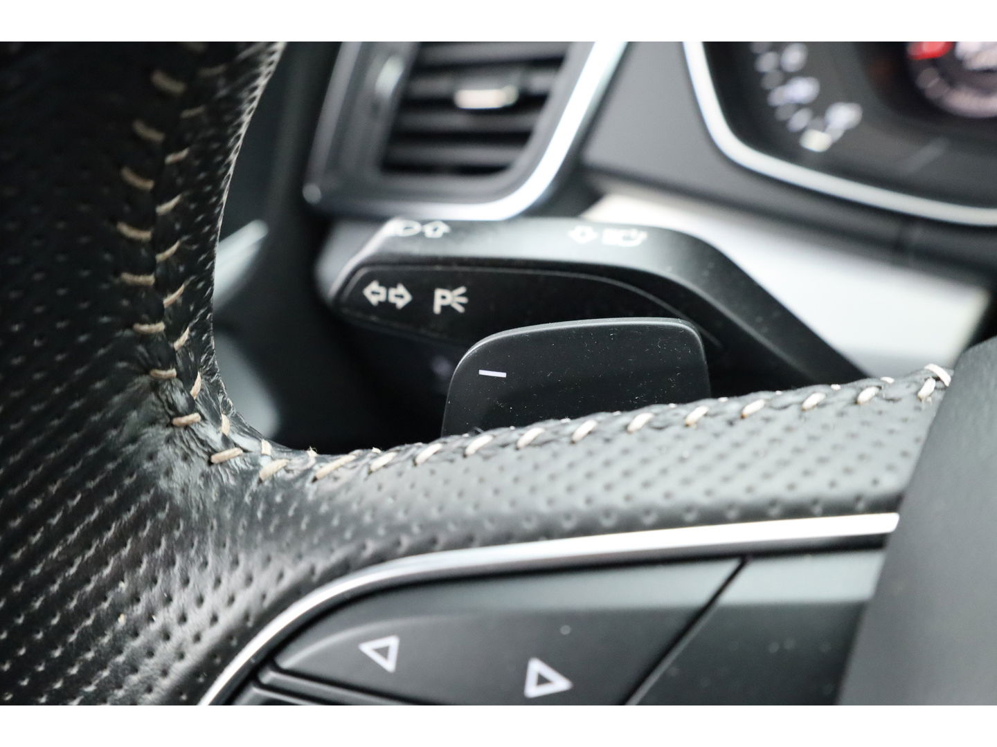 Audi Q5 2.0 TFSI quattro Sport Pro Line S | Afn. Trekhaak | Pano | Cruise Control | Stoelverw. | LED | 19'' | PDC V+A