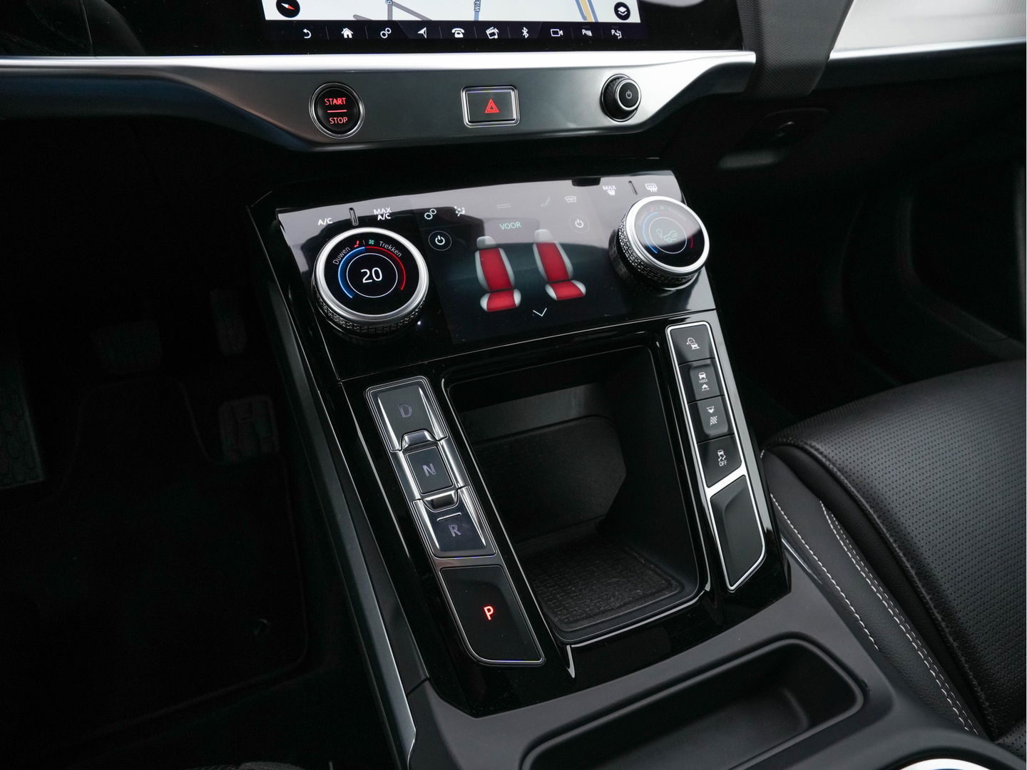 Jaguar I-PACE EV400 HSE 90 kWh AWD {SOH-86%} (INCL-BTW) *PANO | LEATHER | FULL-LED | MERIDIAN-AUDIO | TOPVIEW | MEMORY-PACK | BLINDSPOT | DIGI-COCKPIT | KEYLESS | DAB+ | NAVI-FULLMAP | ECC | HEATED-COMFORTSEATS | PDC | CCS-FASTLOADER |