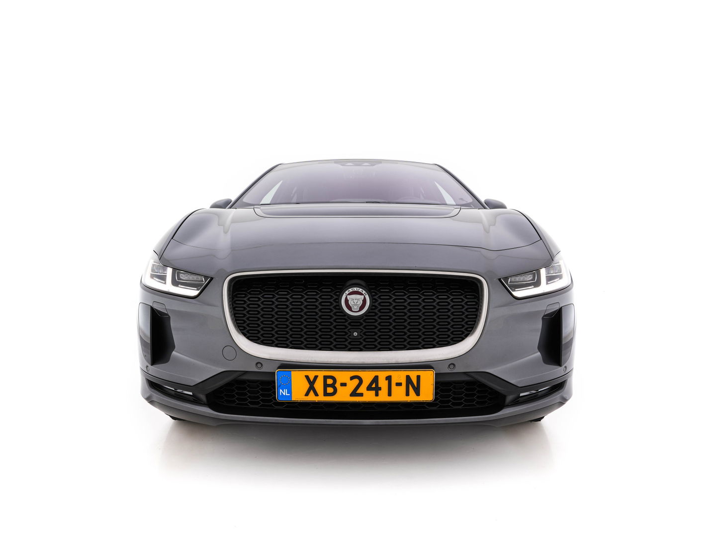 Jaguar I-PACE EV400 HSE 90 kWh AWD {SOH-86%} (INCL-BTW) *PANO | LEATHER | FULL-LED | MERIDIAN-AUDIO | TOPVIEW | MEMORY-PACK | BLINDSPOT | DIGI-COCKPIT | KEYLESS | DAB+ | NAVI-FULLMAP | ECC | HEATED-COMFORTSEATS | PDC | CCS-FASTLOADER |