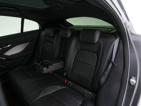 Jaguar I-PACE EV400 HSE 90 kWh AWD {SOH-86%} (INCL-BTW) *PANO | LEATHER | FULL-LED | MERIDIAN-AUDIO | TOPVIEW | MEMORY-PACK | BLINDSPOT | DIGI-COCKPIT | KEYLESS | DAB+ | NAVI-FULLMAP | ECC | HEATED-COMFORTSEATS | PDC | CCS-FASTLOADER |