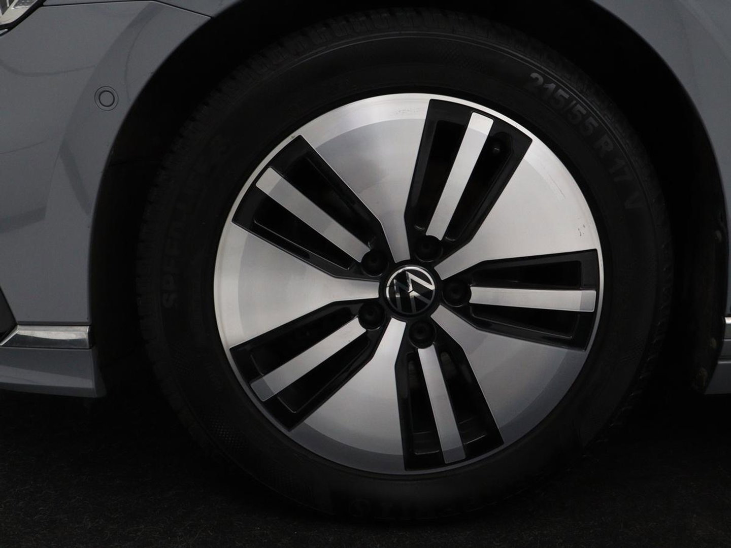 Volkswagen Passat 1.4 TSI PHEV GTE | SOH 95% | Stoelverwarming | Trekhaak | Massage | Camera | Carplay | Keyless | Matrix LED | Navigatie | Adaptive cruise | Park Assist | Climate control | Plug In