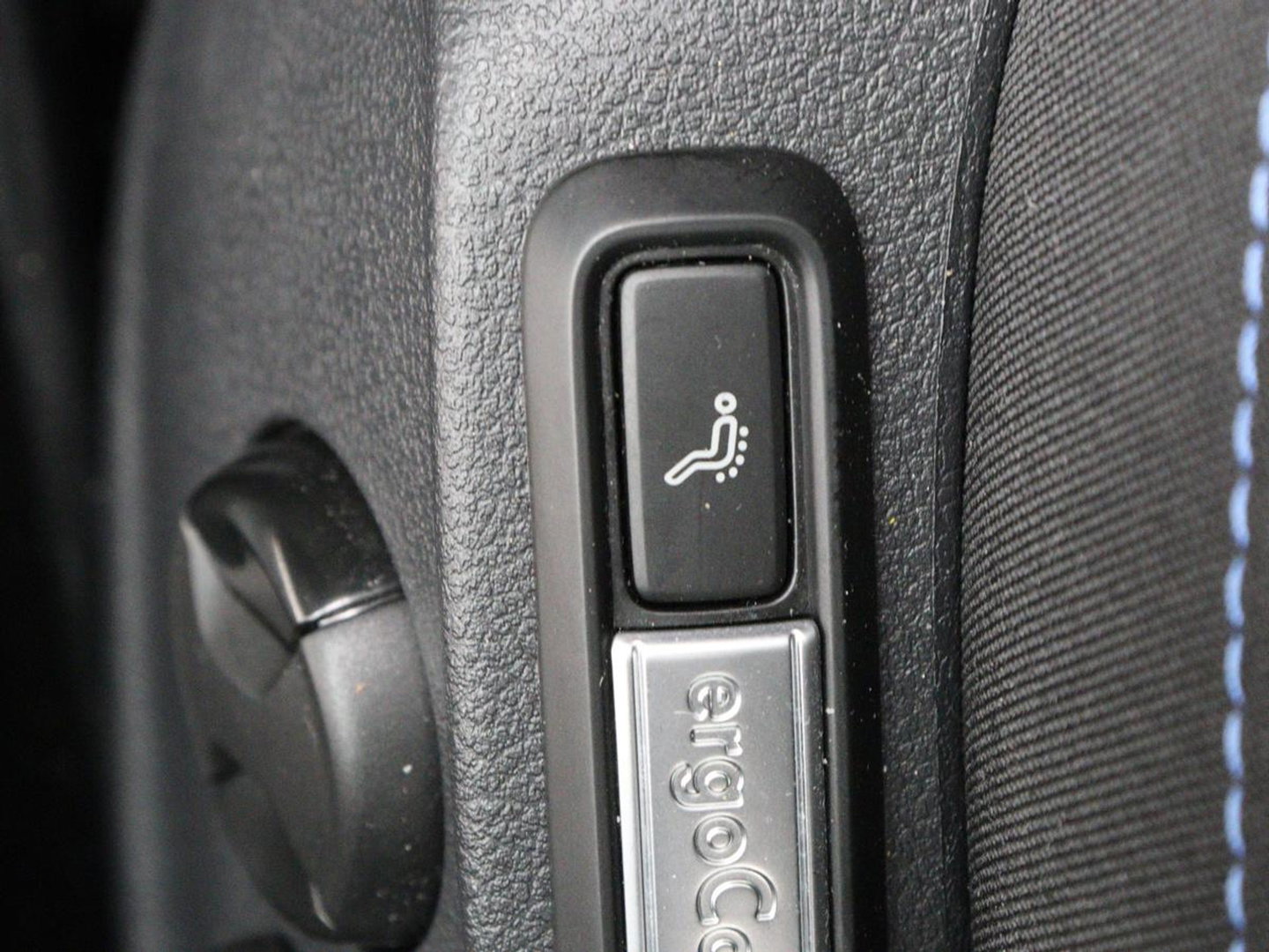 Volkswagen Passat 1.4 TSI PHEV GTE | SOH 95% | Stoelverwarming | Trekhaak | Massage | Camera | Carplay | Keyless | Matrix LED | Navigatie | Adaptive cruise | Park Assist | Climate control | Plug In