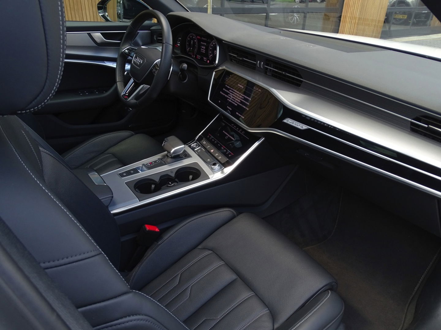 Audi A6 Avant A6 55 TFSI e 425PK ABT Edition / S-LINE / B&O