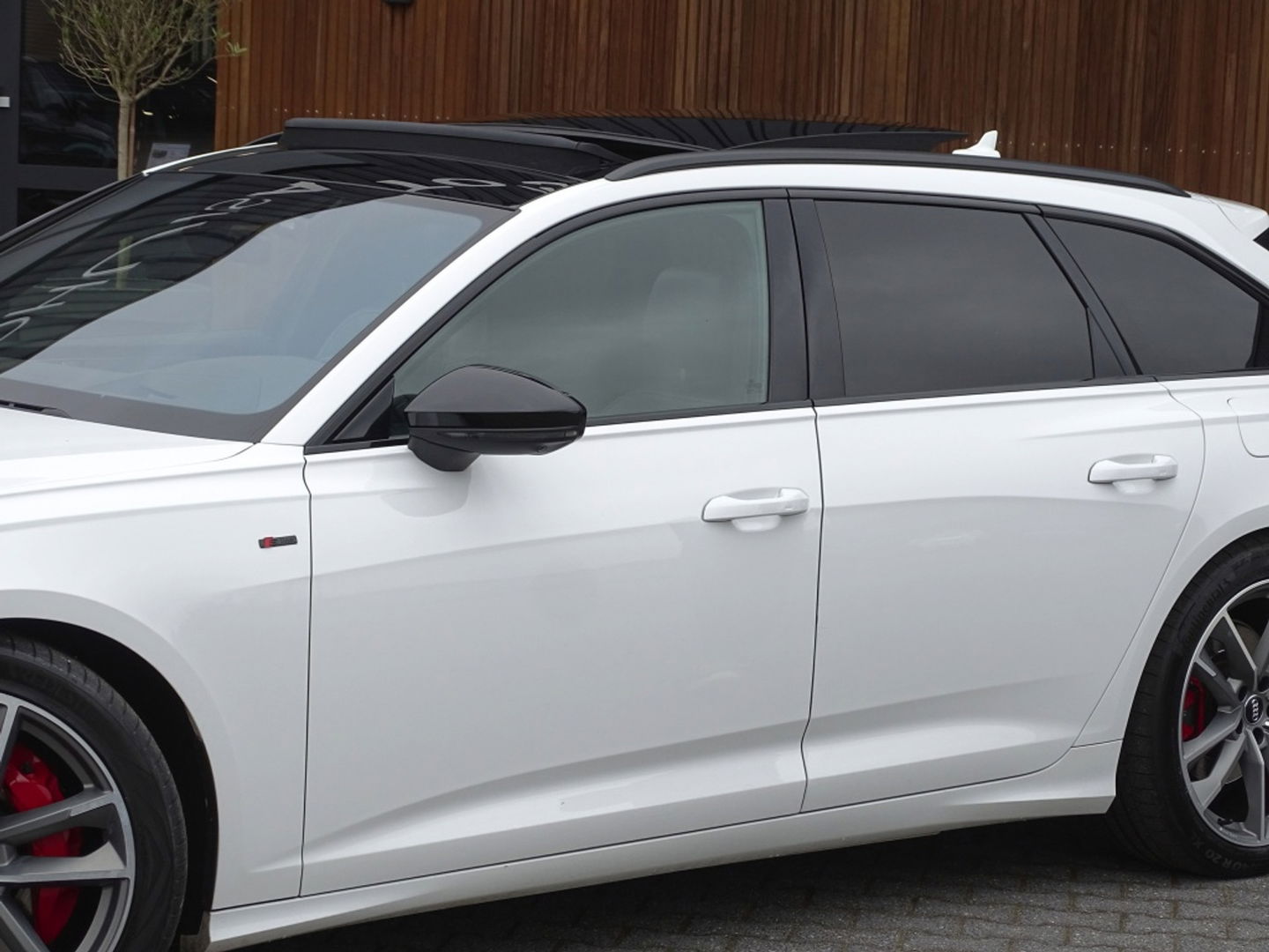 Audi A6 Avant A6 55 TFSI e 425PK ABT Edition / S-LINE / B&O