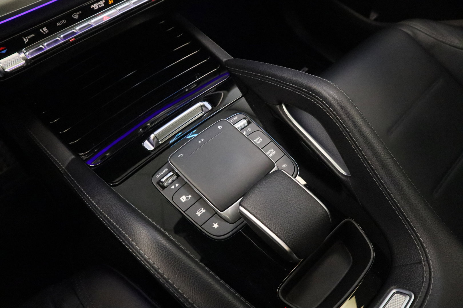 Mercedes-Benz GLE 350 e 4MATIC Premium Plus AMG Burmester 360 Camera Sfeerverlichting 21''