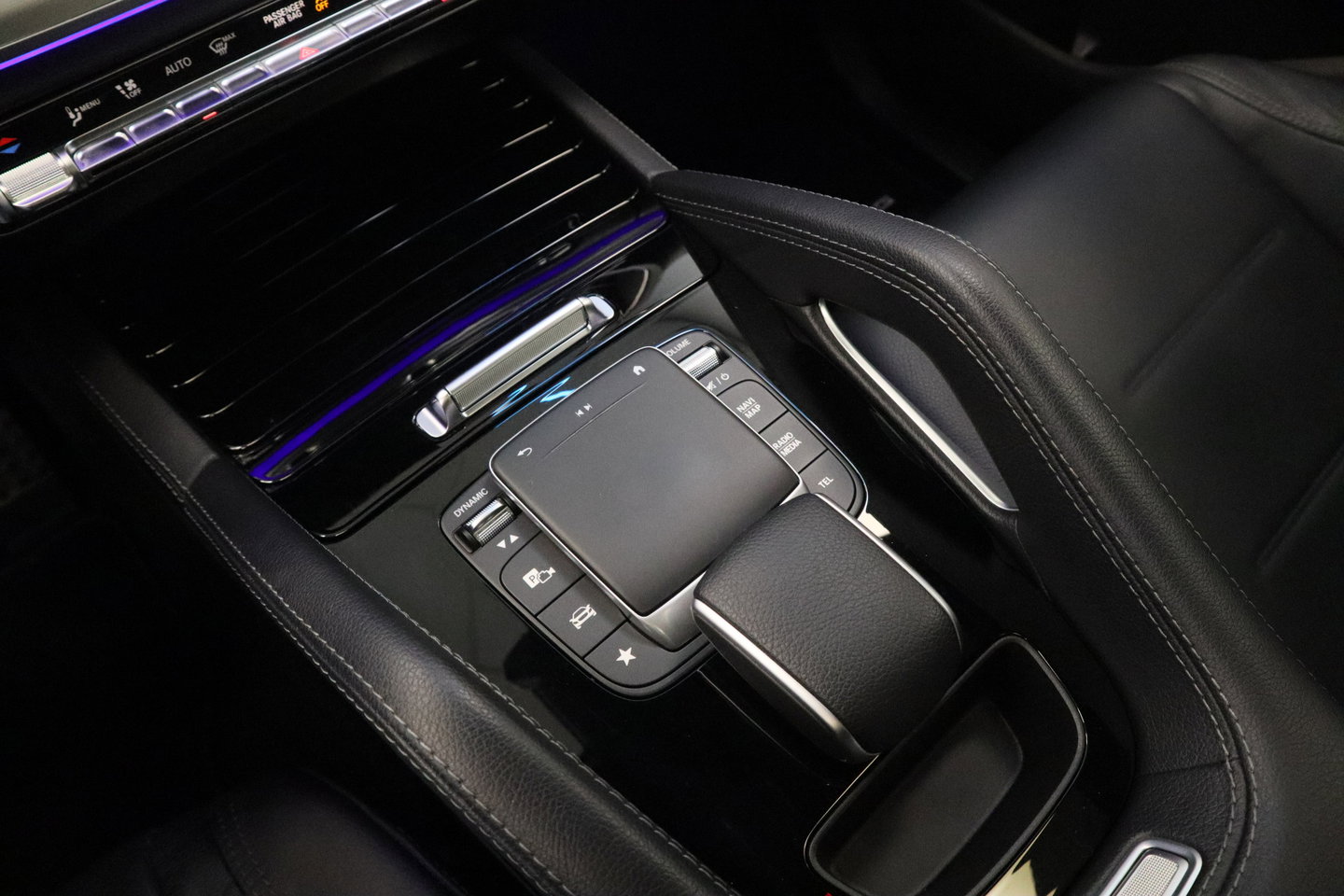 Mercedes-Benz GLE 350 e 4MATIC Premium Plus AMG Burmester 360 Camera Sfeerverlichting 21''