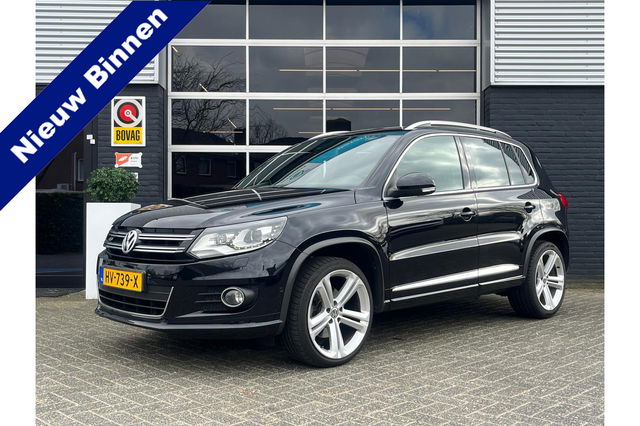 Volkswagen Tiguan - 1.4 TSI 3X R-Line, Automaat, Pano, Bluetooth, Cruise, Navi, Trekhaak, NAP