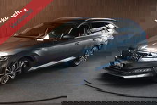 Škoda Superb - Combi 2.0 TSI Laurin & Klement Navi Leer ACC Elektr. achterklep Stoelen elektr. met memory Elektr. trekhaak PDC 19" LM velgen BTW auto