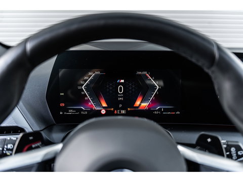 BMW 1-serie 120i M SPORT DESIGN PANO LEDER WIDESCREEN 120