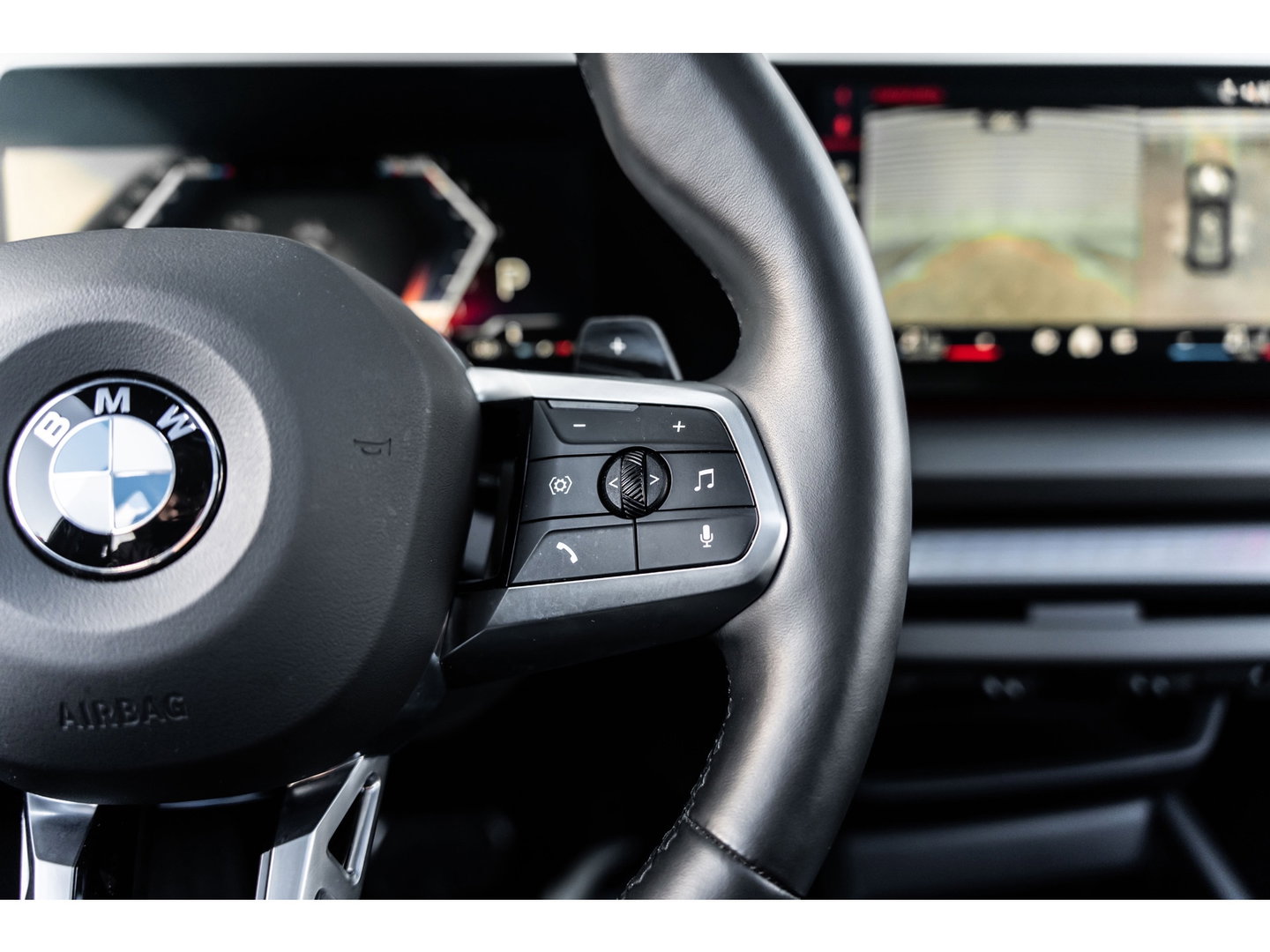 BMW 1-serie 120i M SPORT DESIGN PANO LEDER WIDESCREEN 120