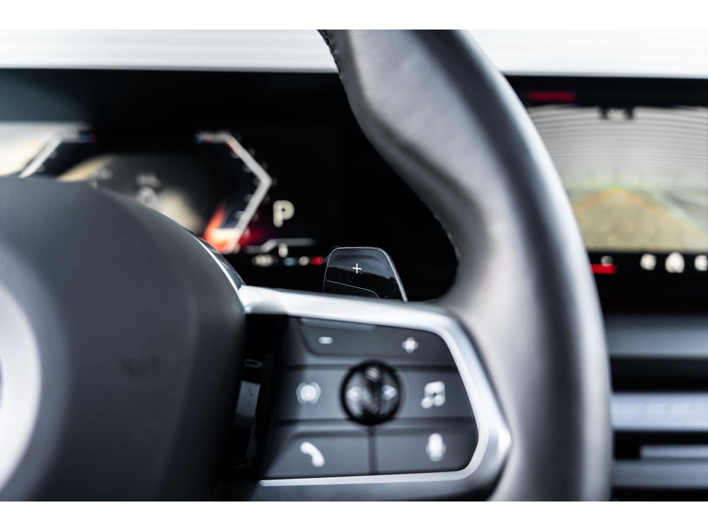 BMW 1-serie 120i M SPORT DESIGN PANO LEDER WIDESCREEN 120