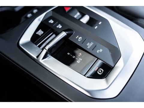 BMW 1-serie 120i M SPORT DESIGN PANO LEDER WIDESCREEN 120