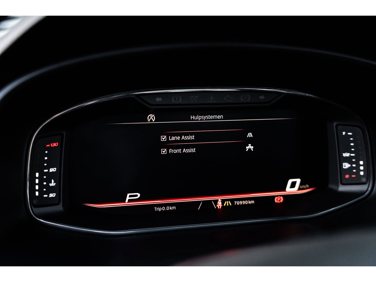 SEAT Leon ST 2.0 TSI CUPRA R 4DRIVE PANO CARBON BREMBO BEATS