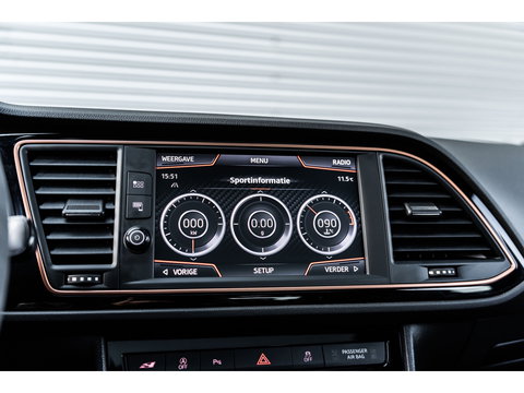 SEAT Leon ST 2.0 TSI CUPRA R 4DRIVE PANO CARBON BREMBO BEATS