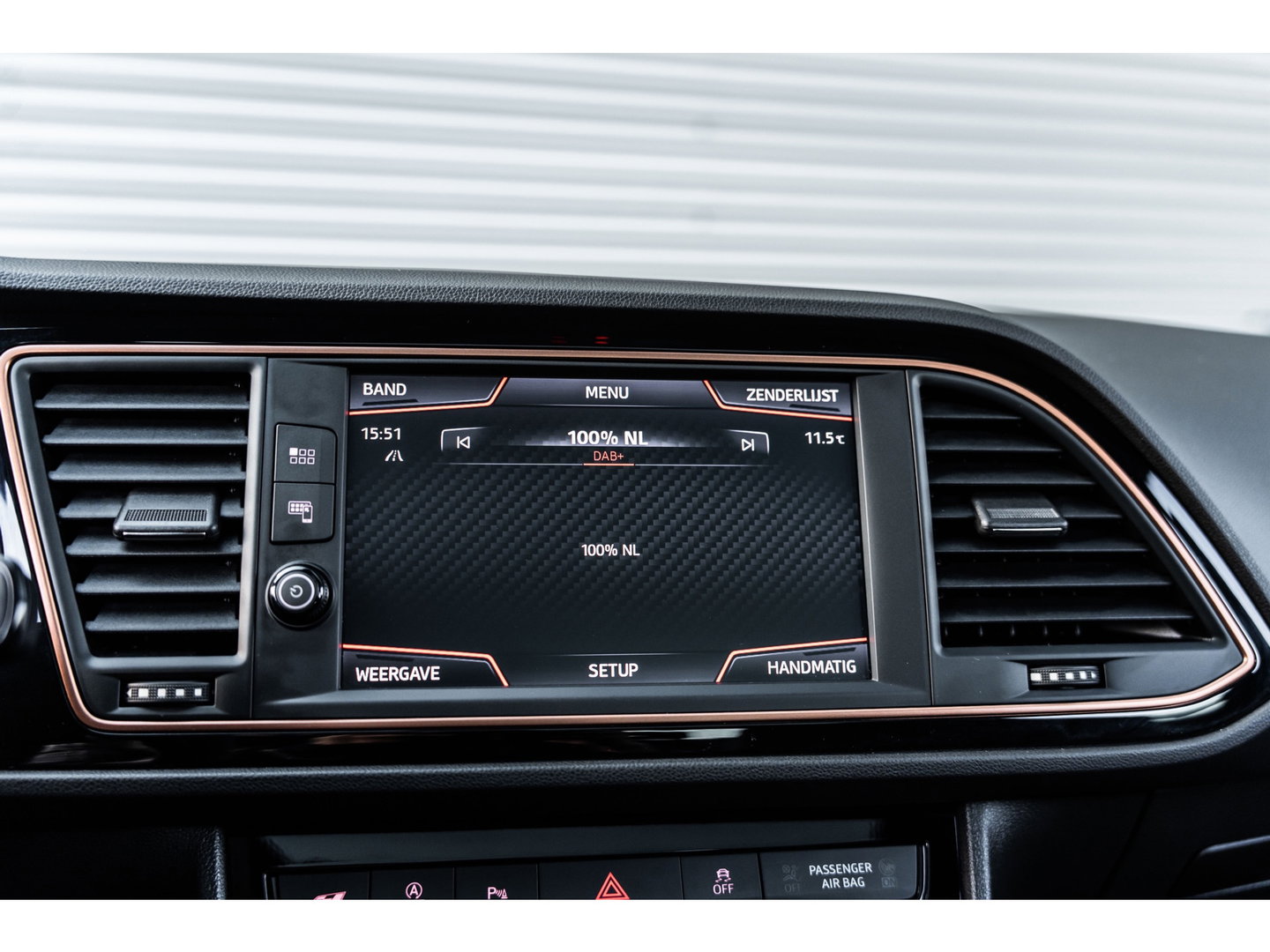 SEAT Leon ST 2.0 TSI CUPRA R 4DRIVE PANO CARBON BREMBO BEATS