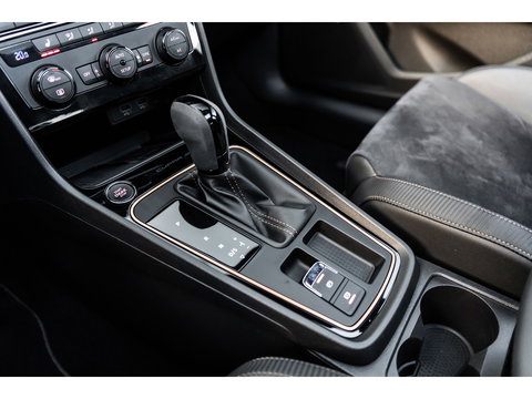 SEAT Leon ST 2.0 TSI CUPRA R 4DRIVE PANO CARBON BREMBO BEATS