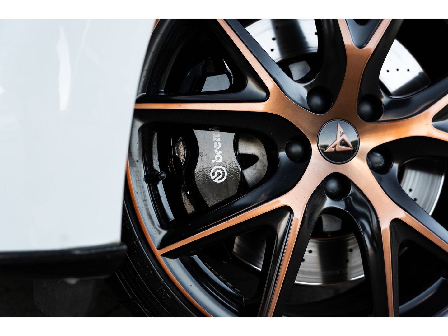 SEAT Leon ST 2.0 TSI CUPRA R 4DRIVE PANO CARBON BREMBO BEATS