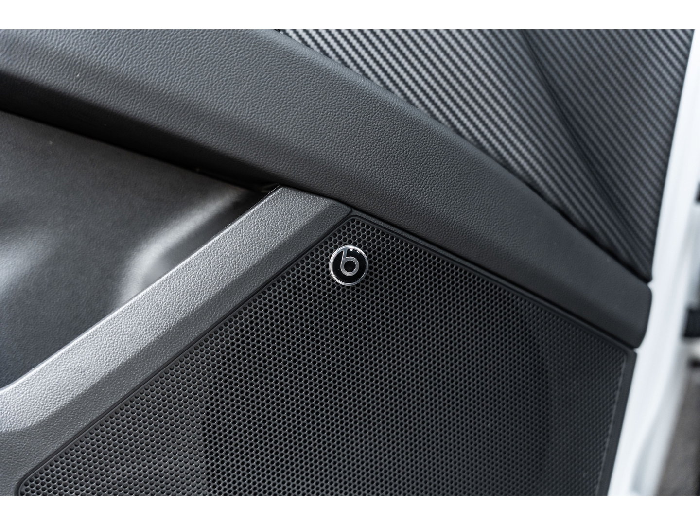 SEAT Leon ST 2.0 TSI CUPRA R 4DRIVE PANO CARBON BREMBO BEATS