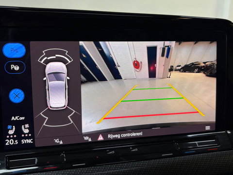 Volkswagen Golf 2.0 TSI R 4Motion, Pano, Akra, Downpipe, HK, HUD