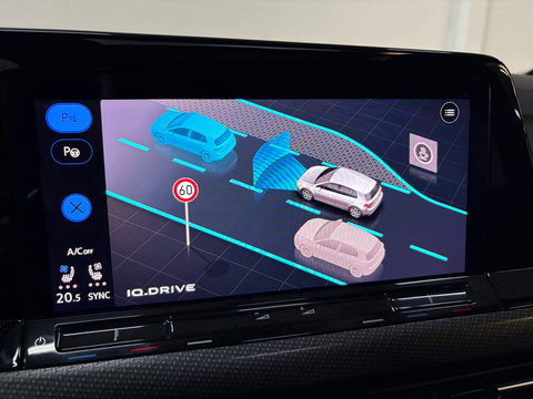 Volkswagen Golf 2.0 TSI R 4Motion, Pano, Akra, Downpipe, HK, HUD