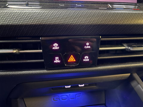 Volkswagen Golf 2.0 TSI R 4Motion, Pano, Akra, Downpipe, HK, HUD