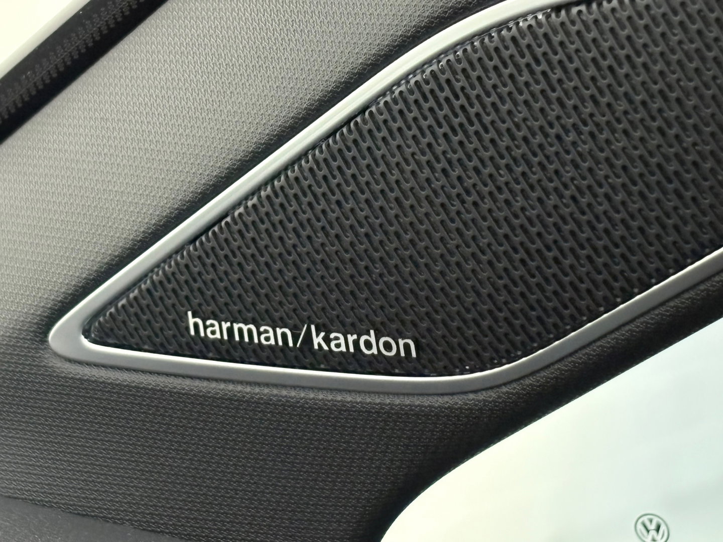 Volkswagen Golf 2.0 TSI R 4Motion, Pano, Akra, Downpipe, HK, HUD